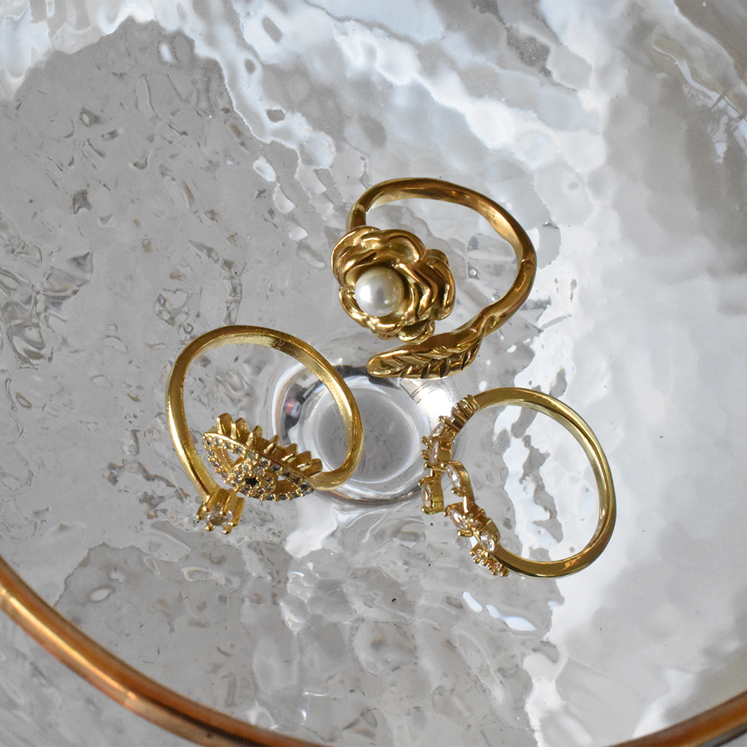 Zirconia Leaves Adjustable Ring
