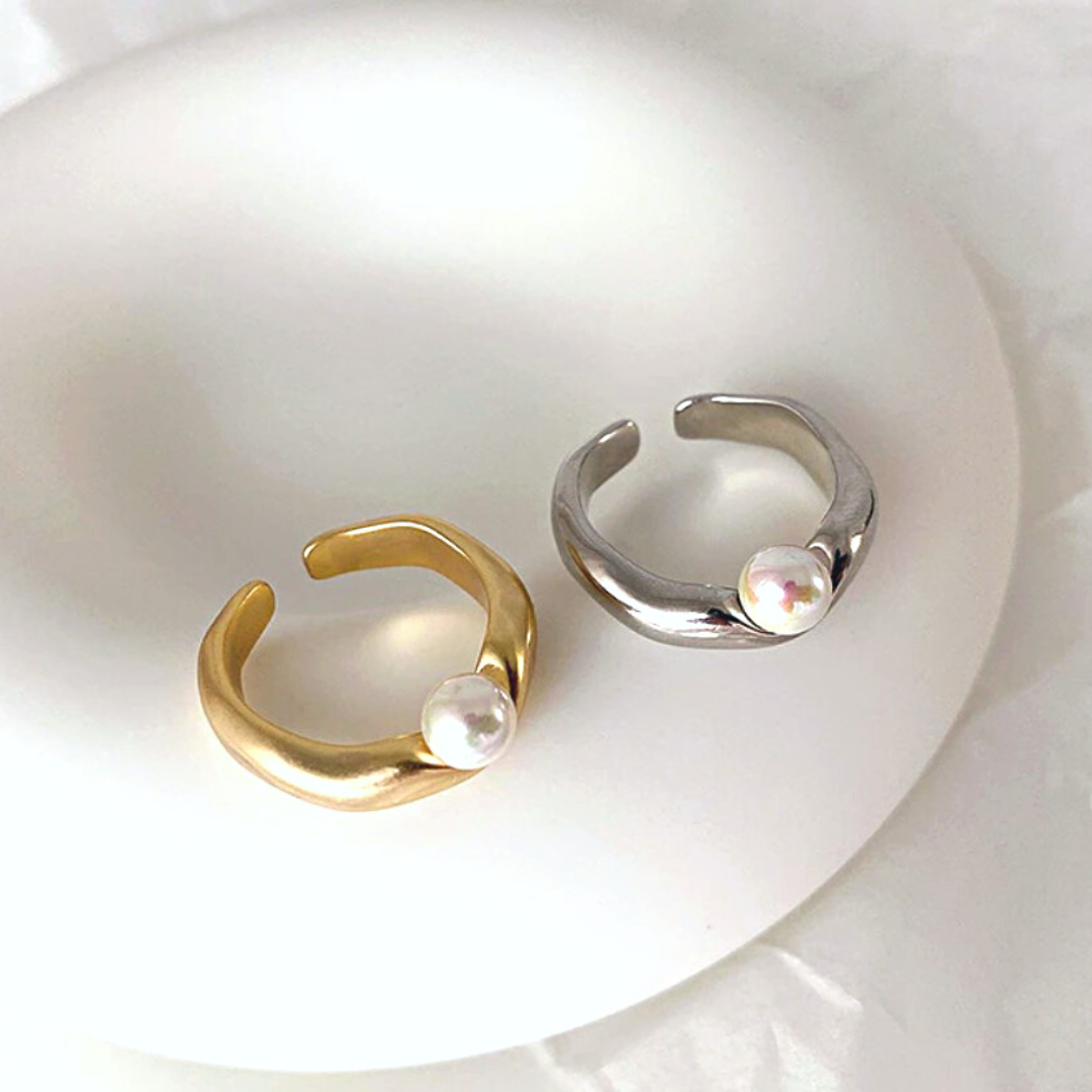 Pearl Wave Ring