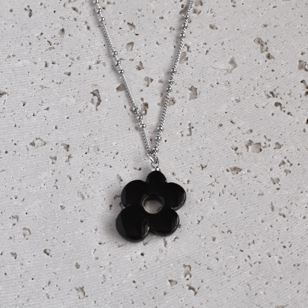 Petite Black Daisy Necklace