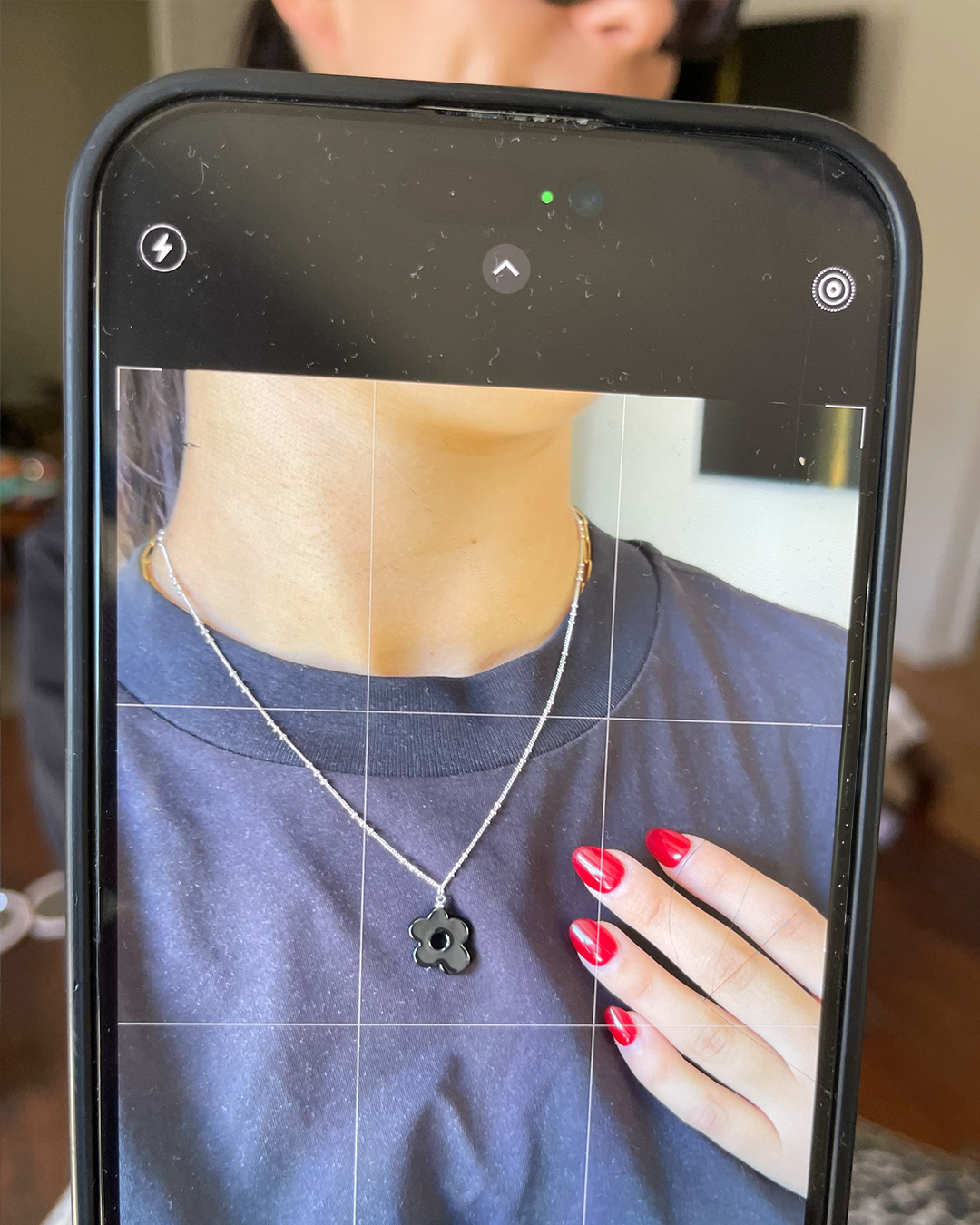Petite Black Daisy Necklace