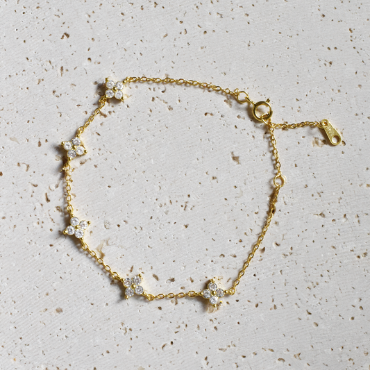 YUNA // S925 Dainty Cubic Zirconia Flowers Bracelet