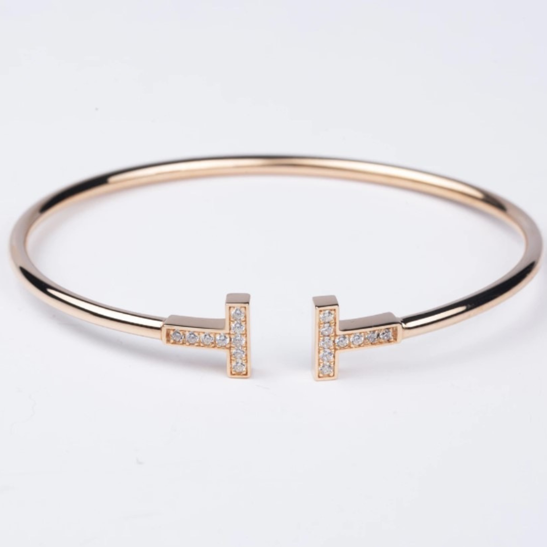LOVE T BRACELET